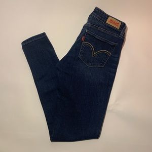 Levi’s dark wash low rise skinny jeans